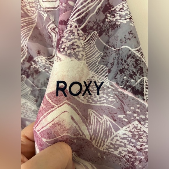 Roxy Snowboard Jacket​ - Picture 10 of 15